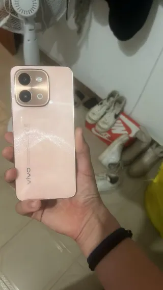 Vivo 128GB Oro/Rosa - 1 mese di utilizzo