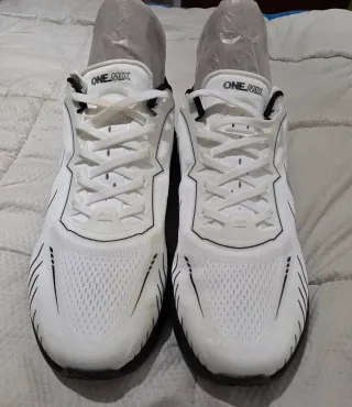 Zapatillas ONEMIX Blancas