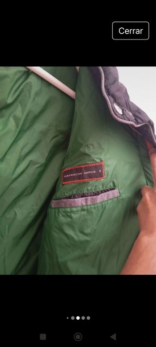 Chaquetón de plumas negro