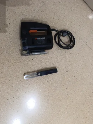 Sierra de calar Black&Decker