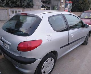 Despiece PEUGEOT 206 Color GRIS KFWTU3JP 4-TRG.