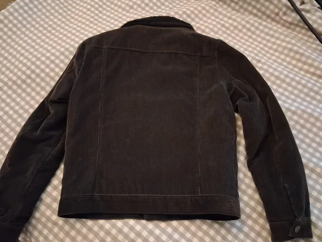 Cazadora pana acolchada Zara unisex