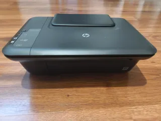 Impresora HP Deskjet 2050 Negra 