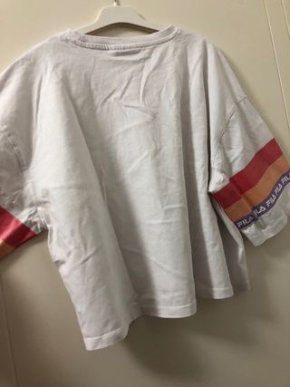 T-shirt Fila bianca con dettagli colorati