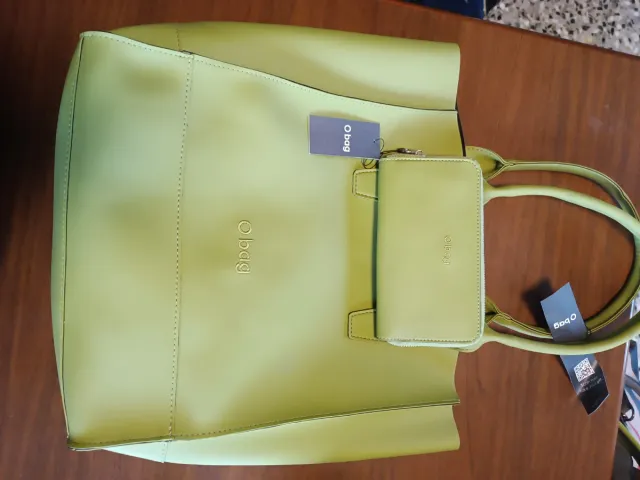 Borsa O bag verde con portafoglio