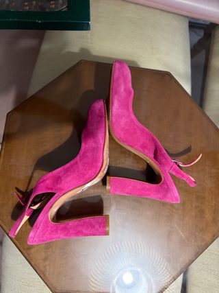 Zapatos Latouche fucsia tacón slingback