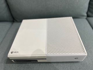 Xbox One Bianca con cavi originali