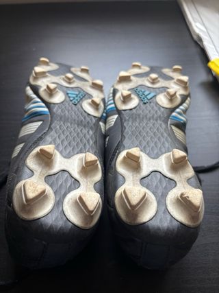 Botas de Rugby o futbol Adidas Talla 40