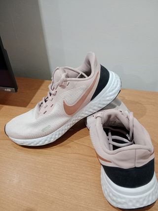 Zapatillas Nike Mujer Rosa Dorado