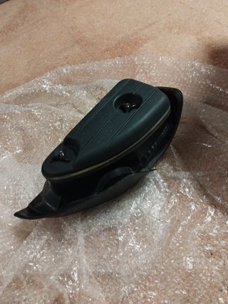 Piloto Trasero Peugeot 306 Sedán 4 puertas. Dcho