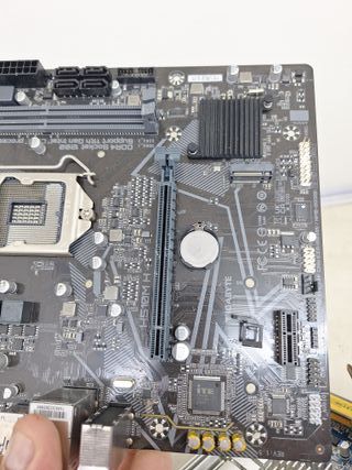 Placa Base Gigabyte H510M H