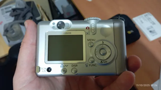 Canon PowerShot A85 + varios accesorios