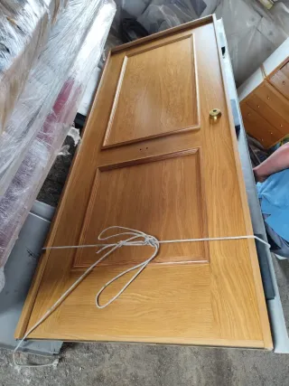 Puerta blindada nueva