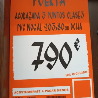 Puerta  acorazada  de exteriores para casa