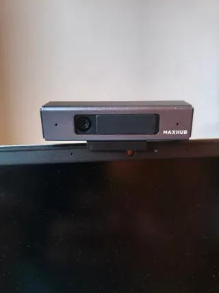 Webcam MAXHUB con micrófono