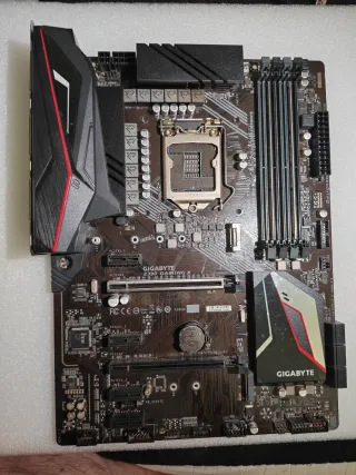 Placa Base Gigabyte Z390 Gaming X