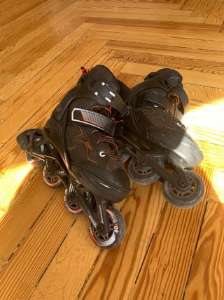 Patines en línea Oxelo talla S y protecciones.