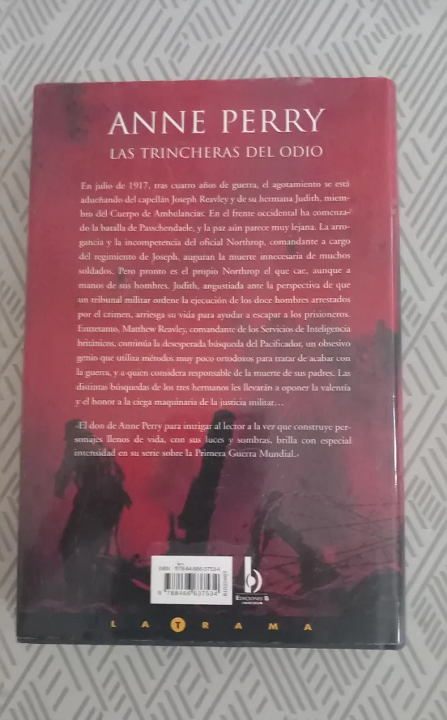 LAS TRINCHERAS DEL ODIO (LA TRAMA) (Spanish Edi...