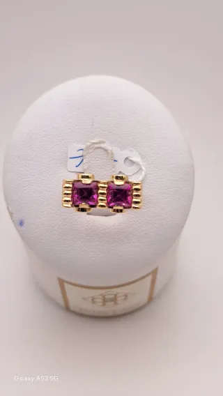 Anillo Oro 18K con Piedras Rosas