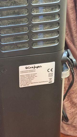 Climatizador Evaporativo Blanco y Negro | AIRE