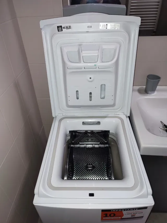 Lavatrice Indesit 6kg 1000 giri - Bianca