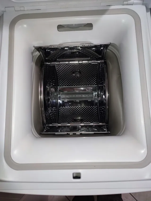 Lavatrice Indesit 6kg 1000 giri - Bianca