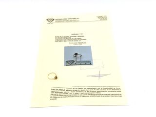 sortija oro 18k con piedra con diamante,esmeralda