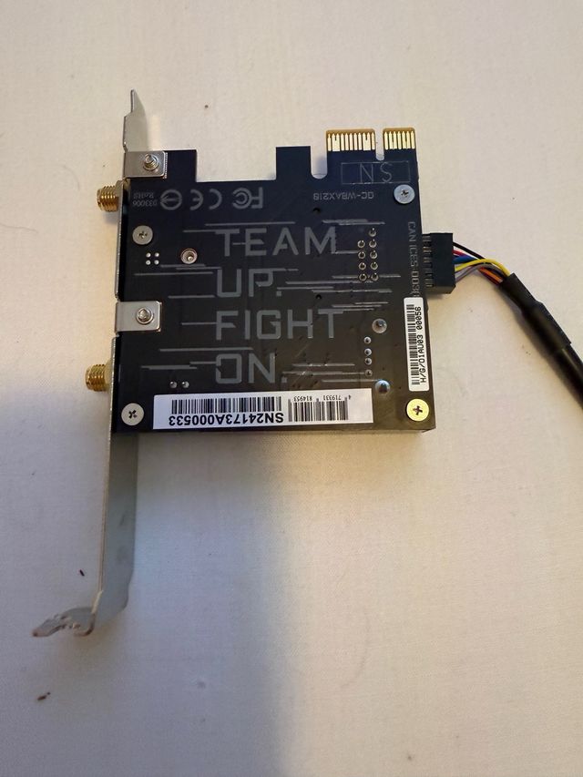 Tarjeta WiFi Aorus. como nueva 1 mes de uso