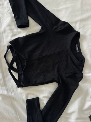 2 crop tops de Bershka y newyorker 