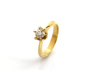 sortija oro 18k con piedra con diamante