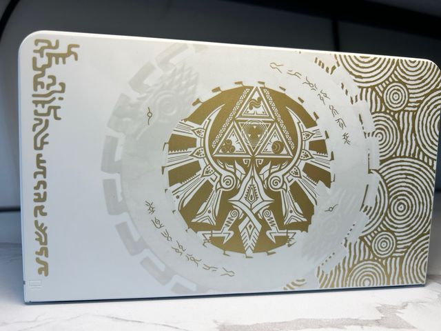 Base Nintendo Switch OLED Zelda Tears of the Kingd