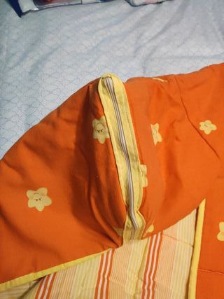 Edredón Naranja Estrellas Cama 90cm