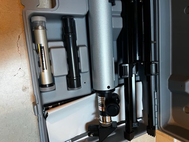 Telescopio con trípode y accesorios para niños