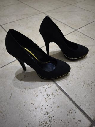 Scarpe eleganti Primadonna nere con plateau