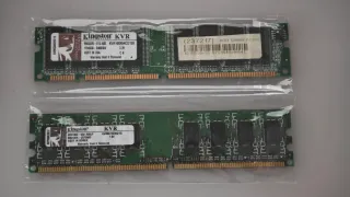 Lote Memorias RAM Vintage Kingston (1GB + 128MB)