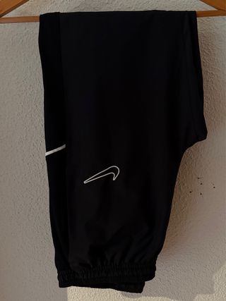 Pantalón Nike Negro