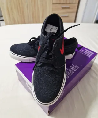 Nike SB Janoski (GS) Negro Rojo