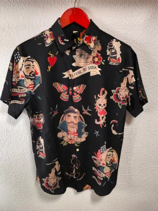 Camisa Negra Estilo Old School Tattoo