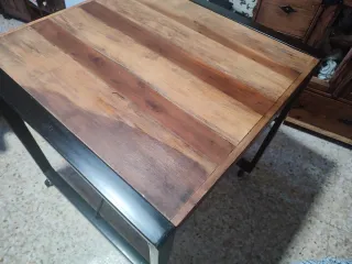 Mesa rústica madera y acero