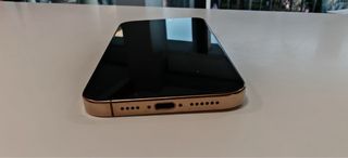 iPhone 16 Pro Max 256GB color DESERT TITANIUM