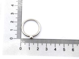 anillo oro 18k con piedra con diamante