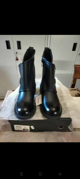 Stivaletti donna n.36 neri