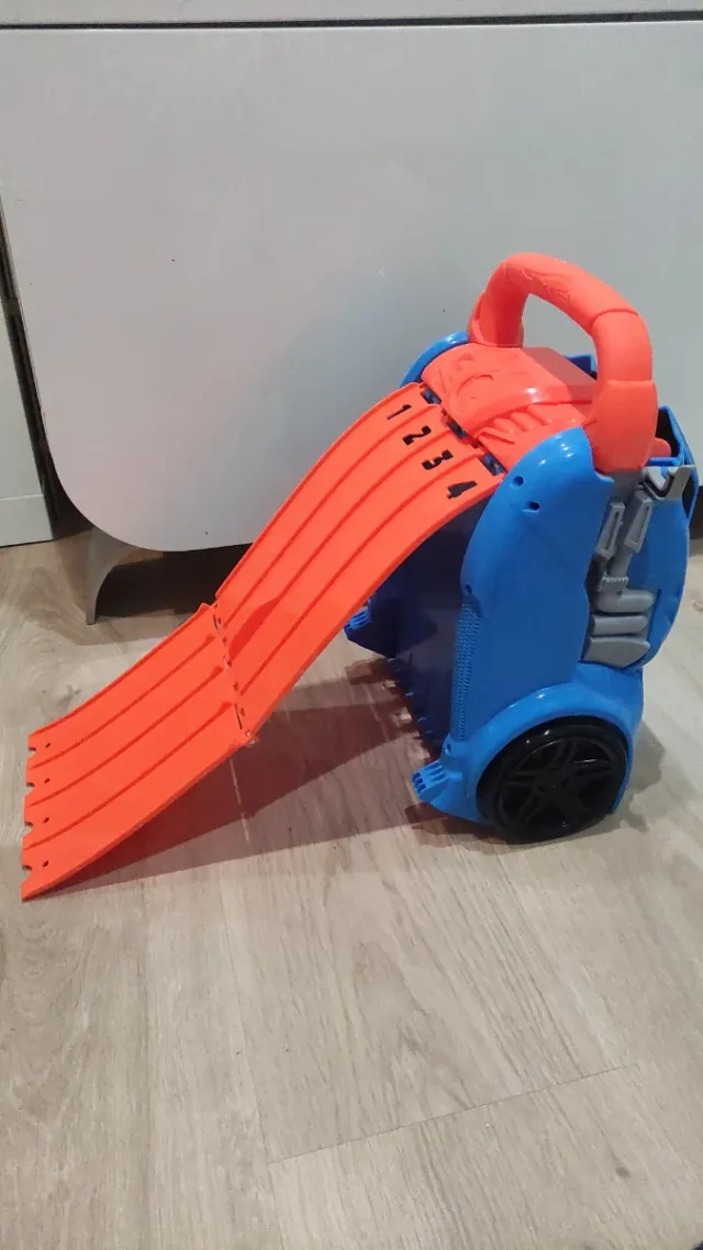 Maletín Rampa Garaje Hot Wheels