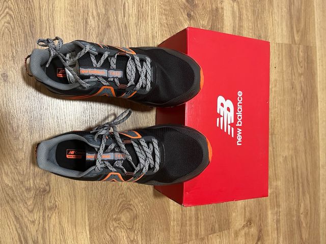 Zapatillas New Balance T410 Talla 44.5