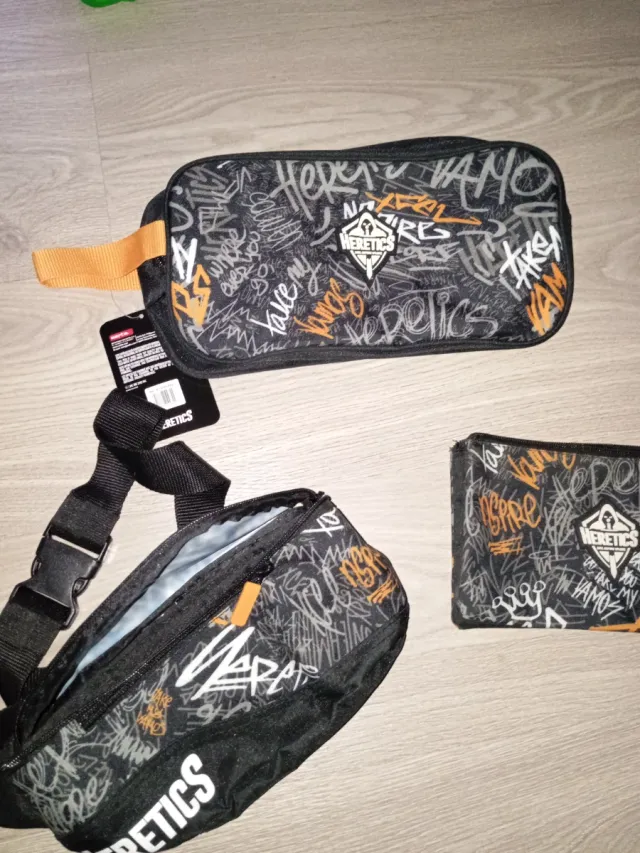 Lote Heretics: Riñonera, Estuche y Zapatillero