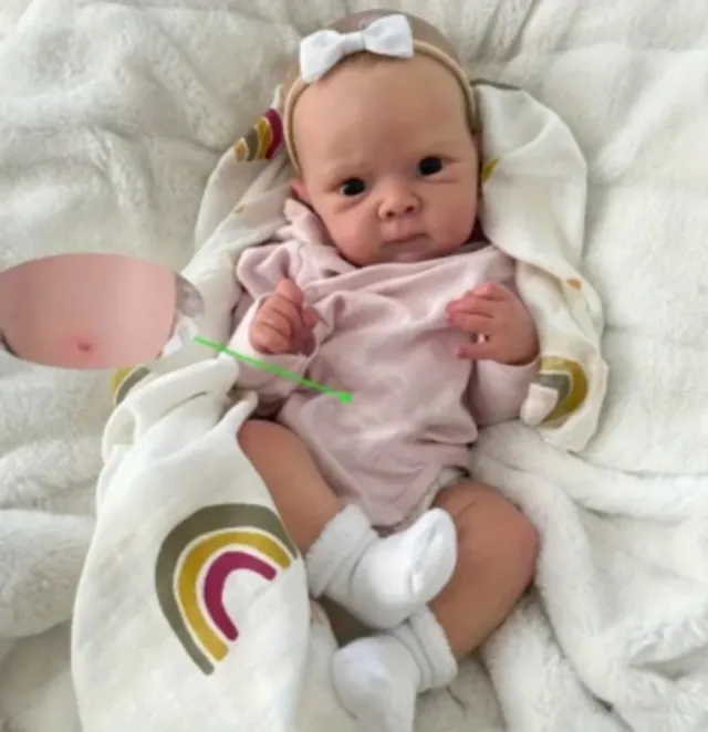 Baby Reborn GIRL 45 cm