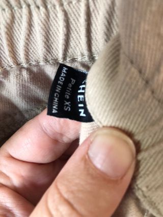 Pantalón cargo beige Talla XS