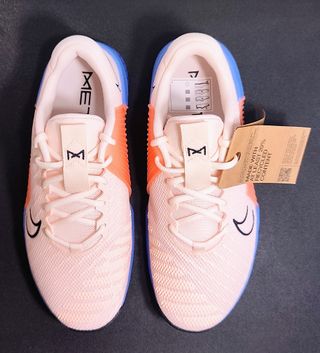 T40 - Nike Metcon 9 - guava ice