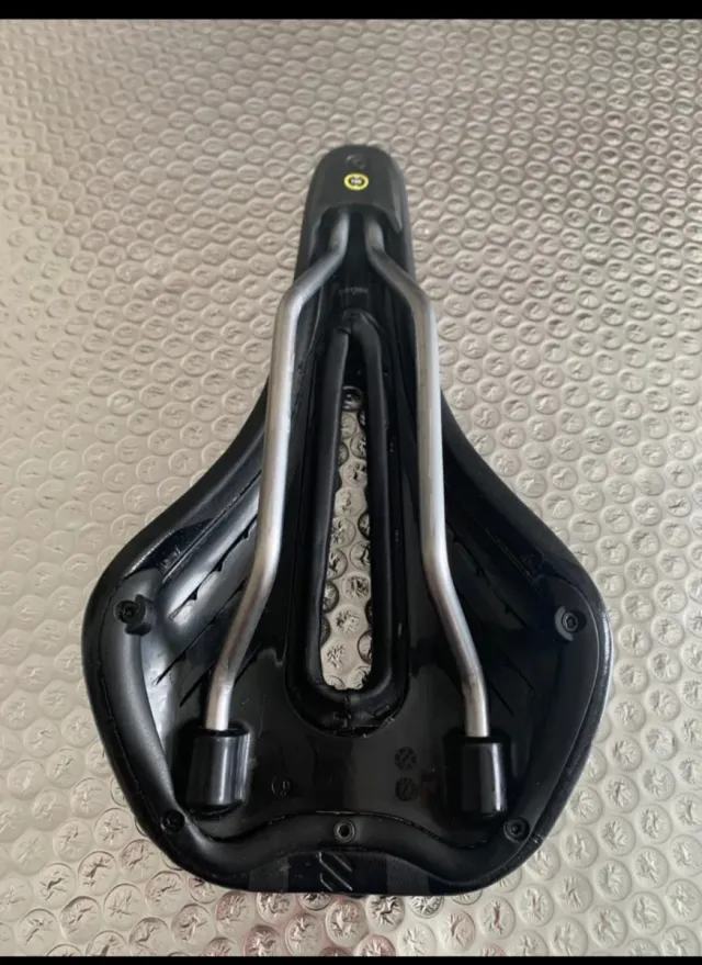 Sella Bontrager Montrose Comp