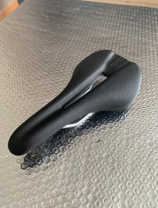 Sella Bontrager Montrose Comp